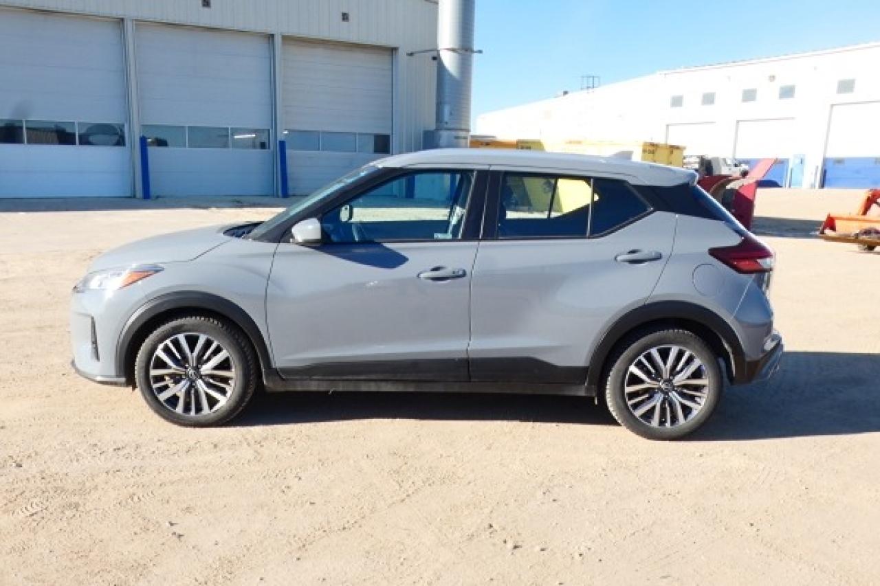 2024 Nissan Kicks SV FWD w/Htd cloth, BUC