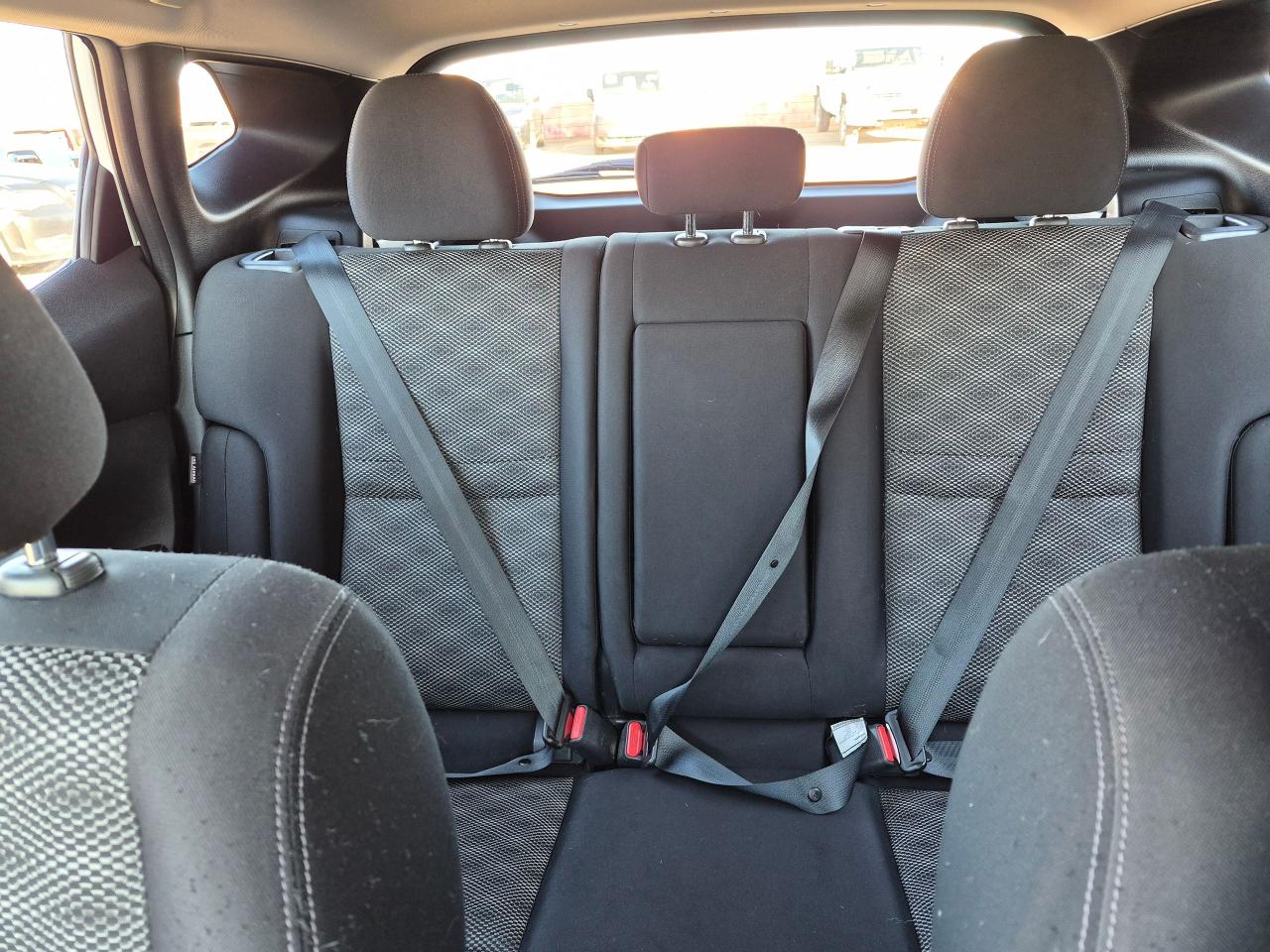 2021 Nissan Qashqai SV AWD Sunroof, Htd Steering & Seats, Remote, Blin - Photo #17