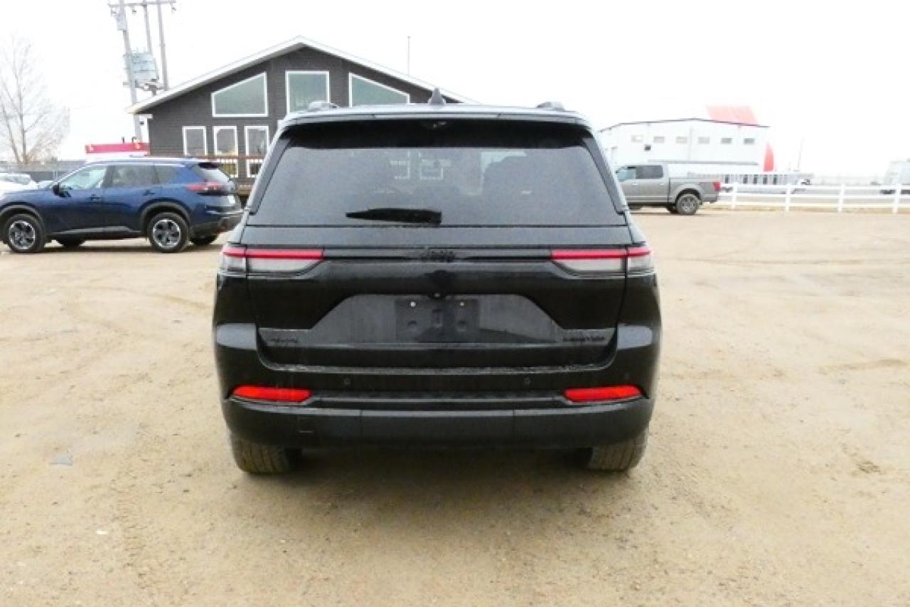 2023 Jeep Grand Cherokee Limited 4x4 w/H&C Leather, NAV, RVM+BUC - Photo #7
