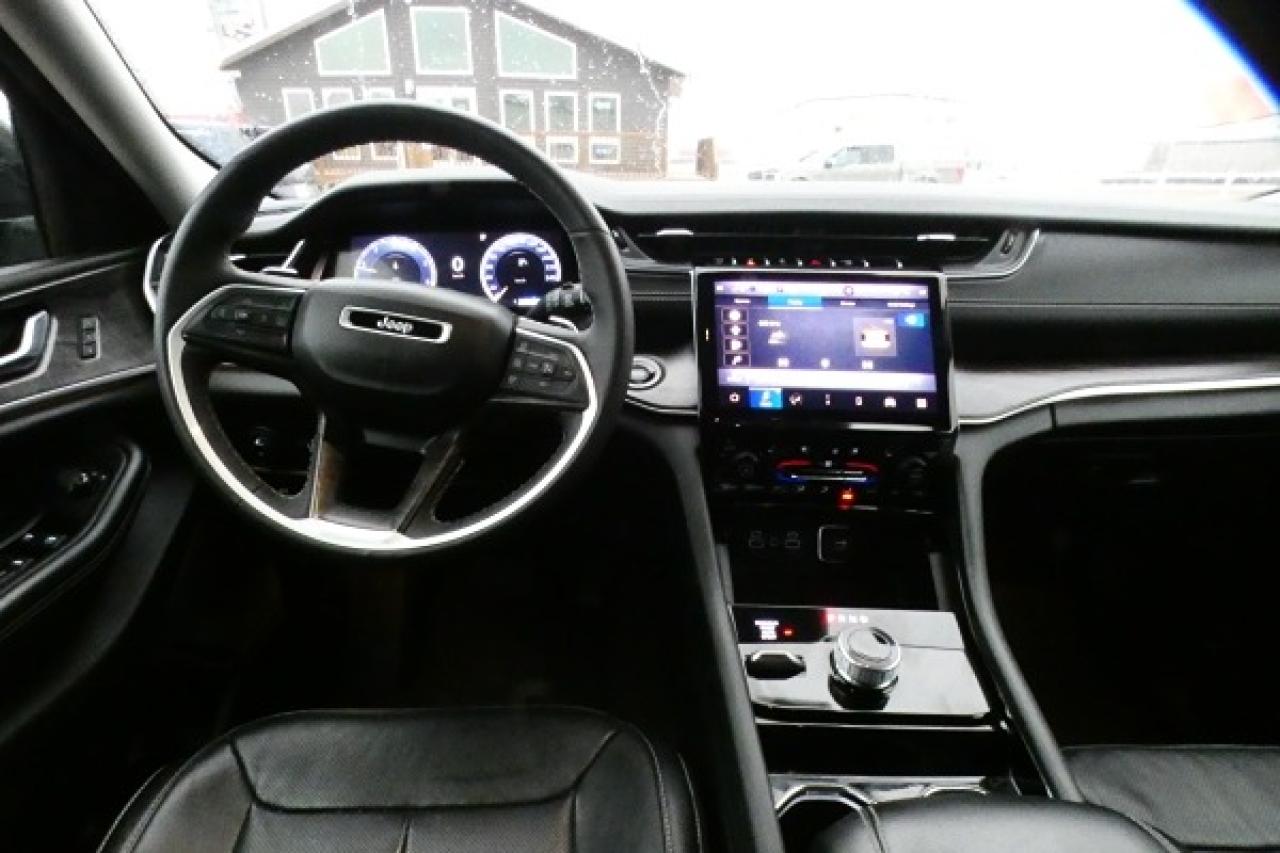 2023 Jeep Grand Cherokee Limited 4x4 w/H&C Leather, NAV, RVM+BUC - Photo #12