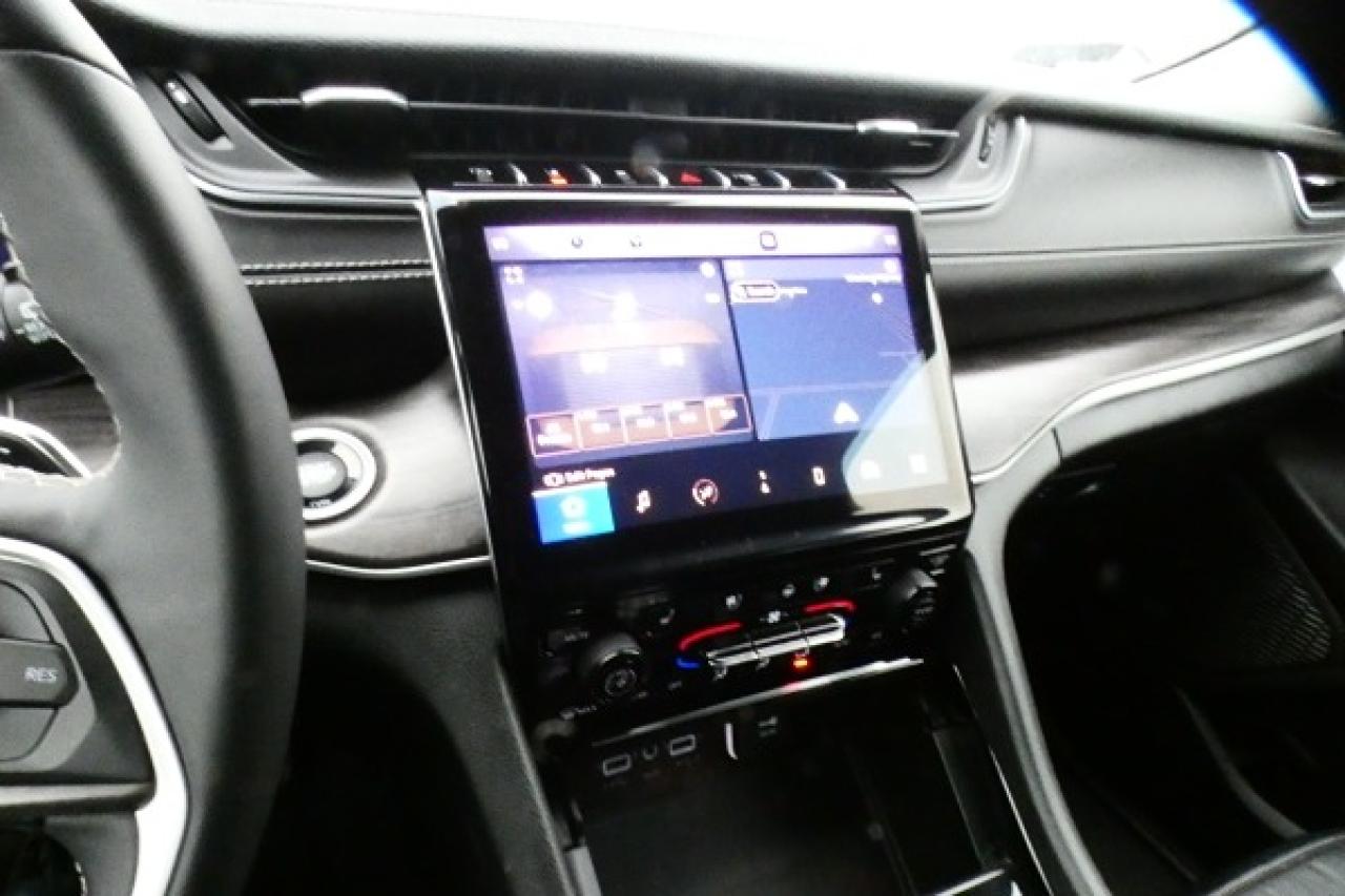 2023 Jeep Grand Cherokee Limited 4x4 w/H&C Leather, NAV, RVM+BUC - Photo #15