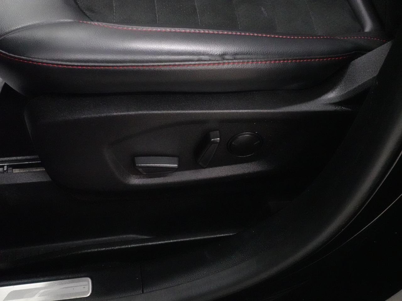 2022 Ford Edge ST LINE | AWD | Nav | Leather | ACC | CarPlay