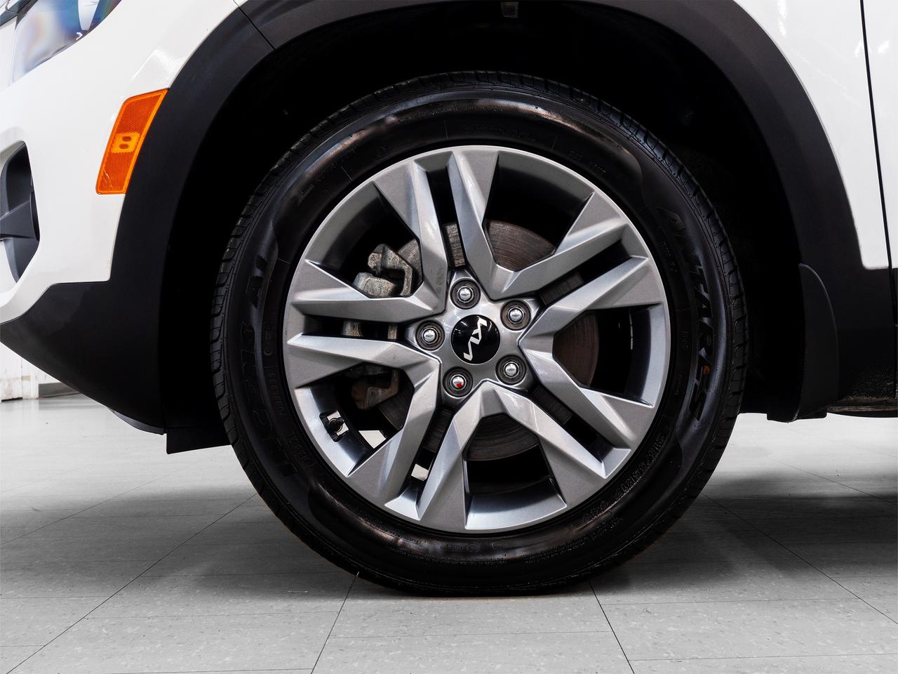 2022 Kia Seltos LX | AWD | Blind Spot | Heated Seats | CarPlay Photo