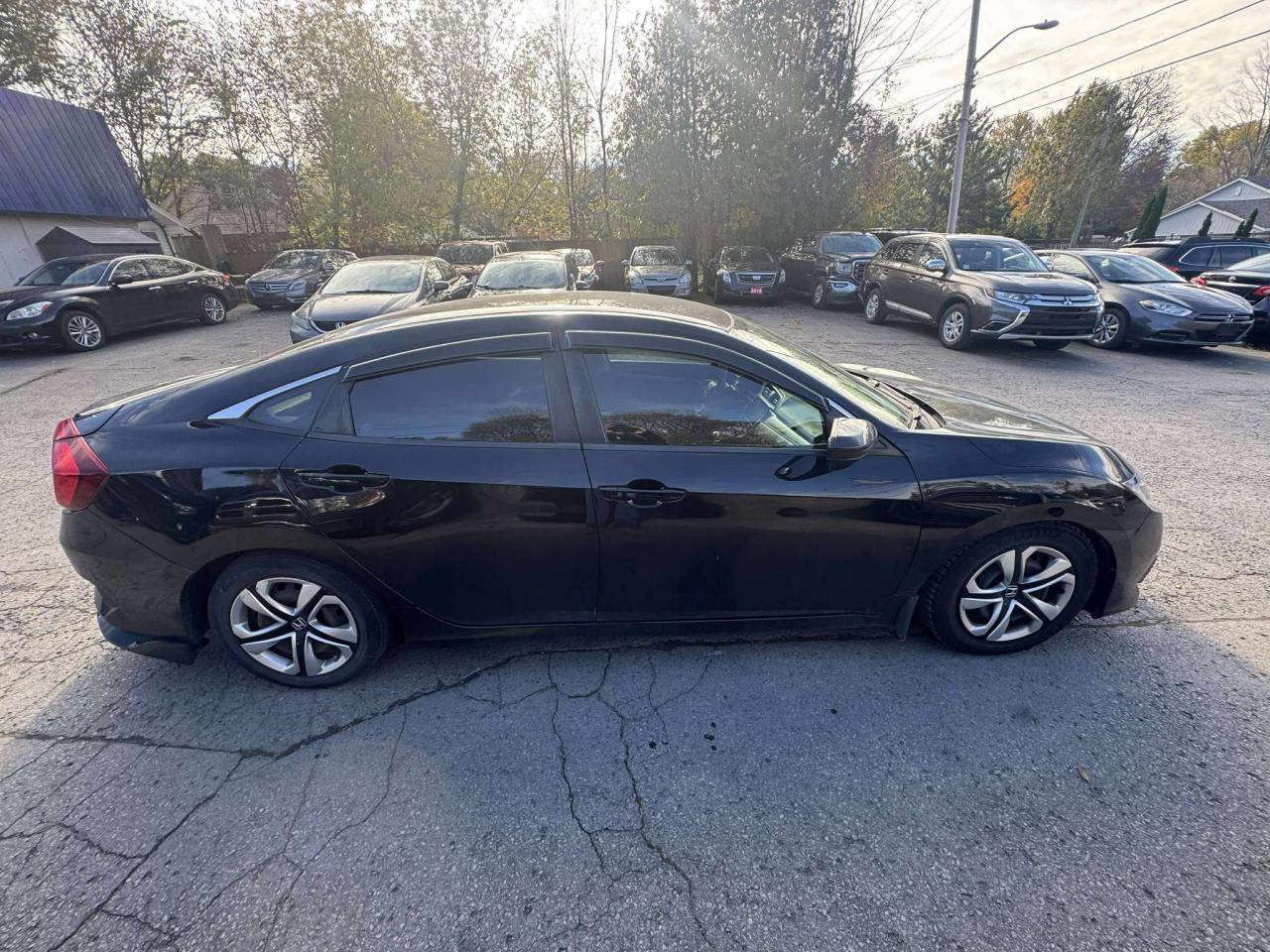 2018 Honda Civic LX MANUAL - Photo #8