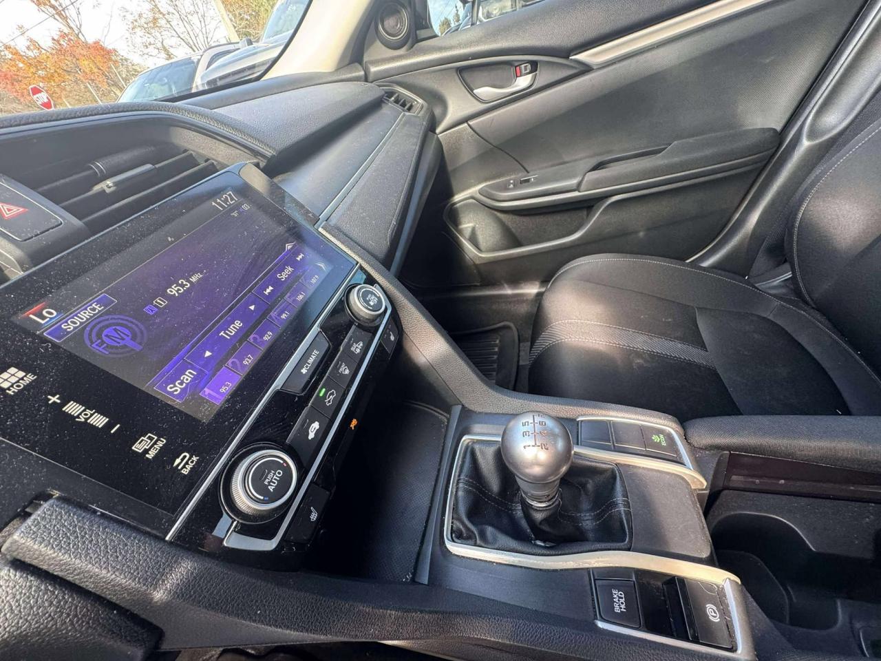 2018 Honda Civic LX MANUAL - Photo #18