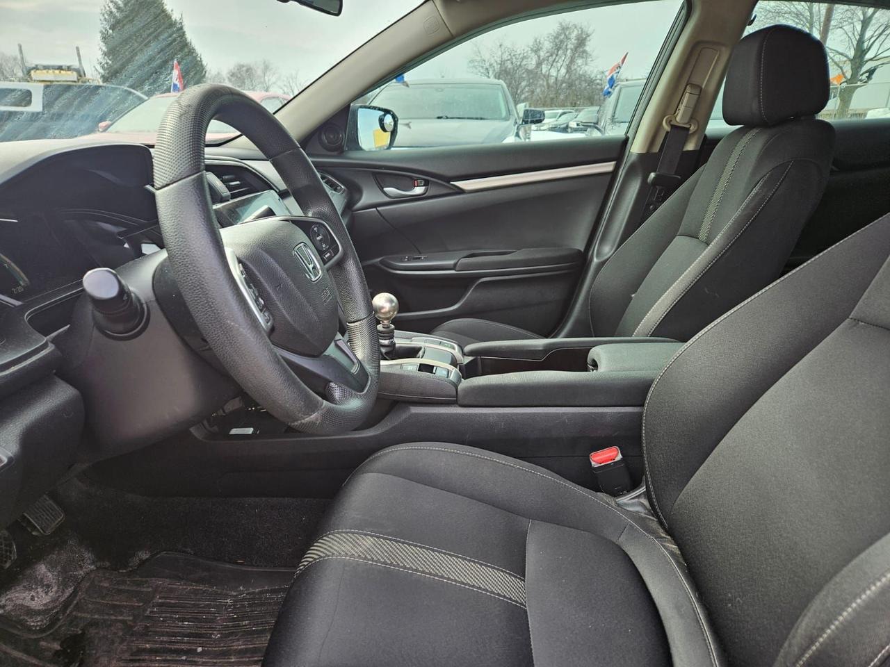 2018 Honda Civic LX MANUAL Photo