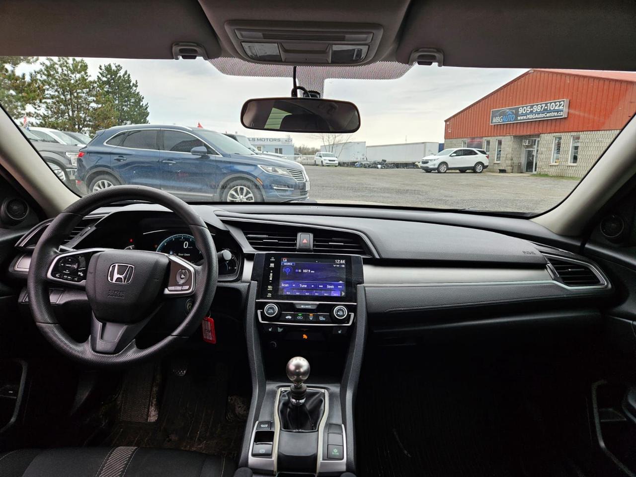 2018 Honda Civic LX MANUAL Photo