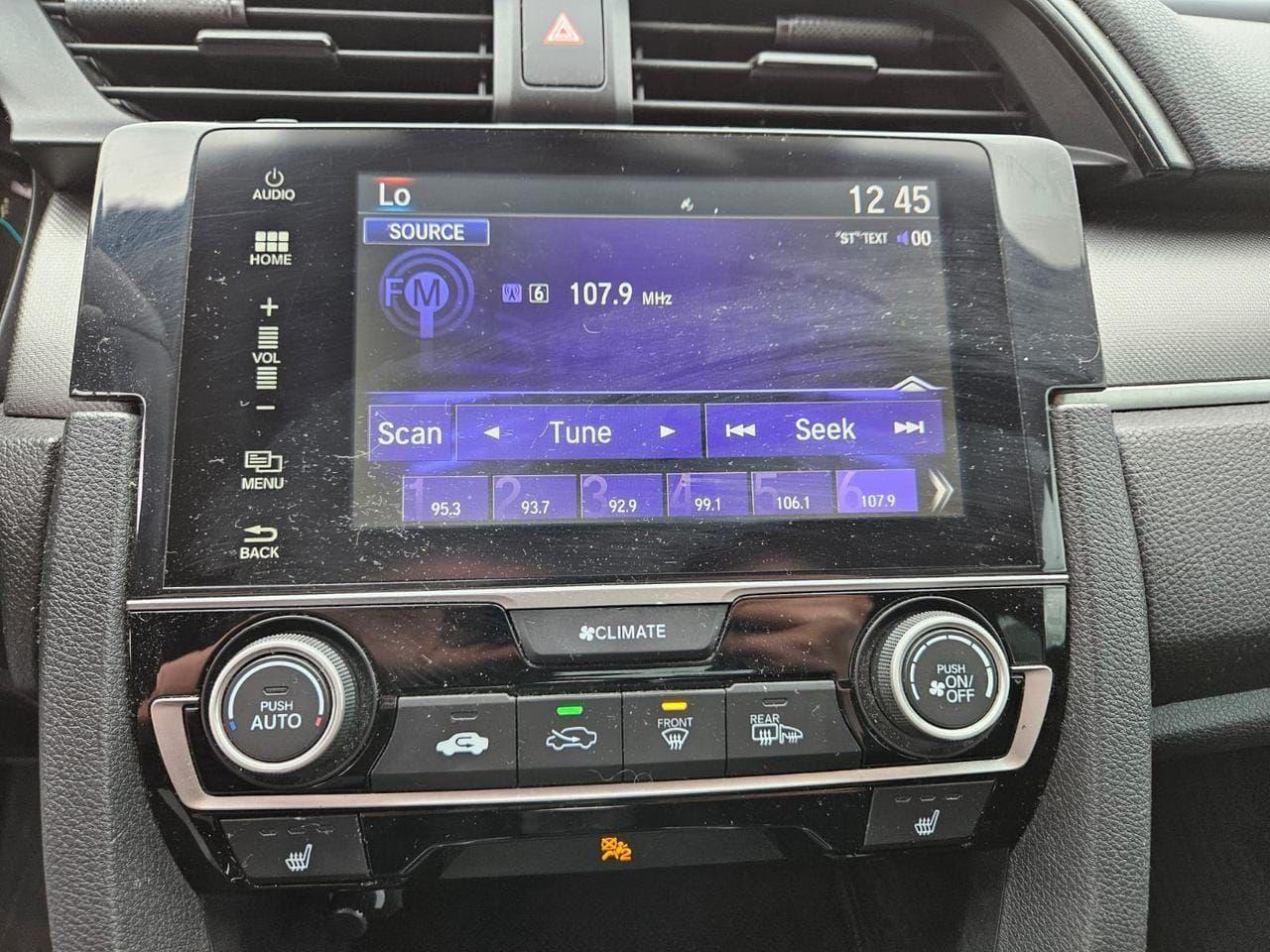 2018 Honda Civic LX MANUAL Photo