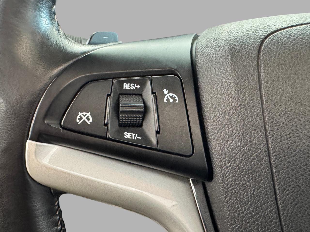 2014 Chevrolet Camaro 2LT+New Brakes+Roof+Leather+Camera Photo100