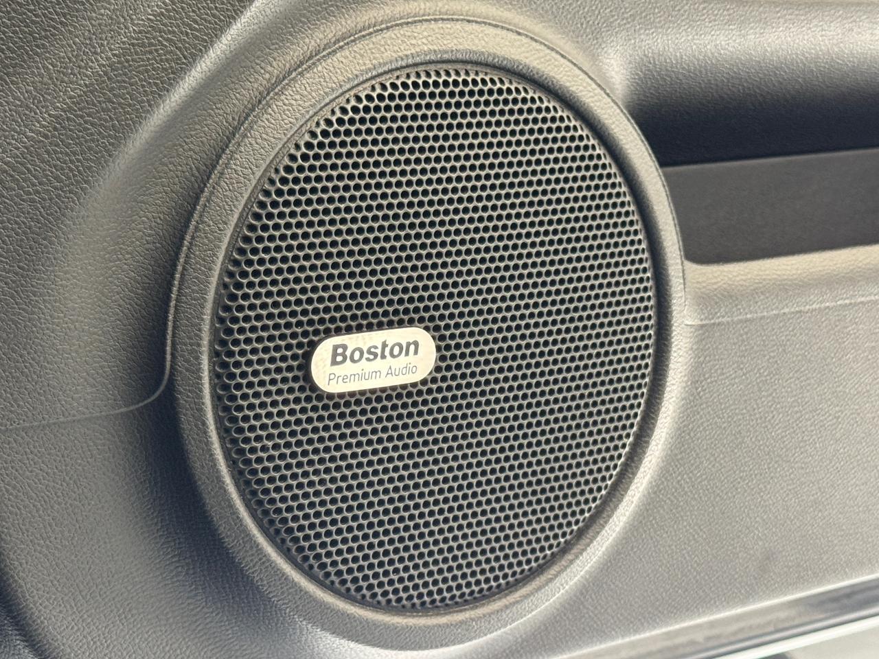 2014 Chevrolet Camaro 2LT+New Brakes+Roof+Leather+Camera Photo5