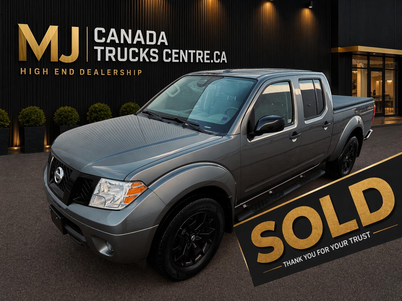 2018 Nissan Frontier Midnight Edition  Crew Cab