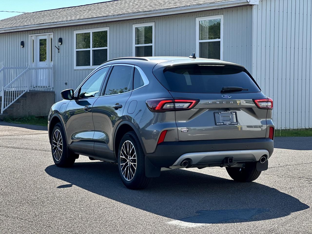 2026 Ford Escape PHEV FWD Photo3