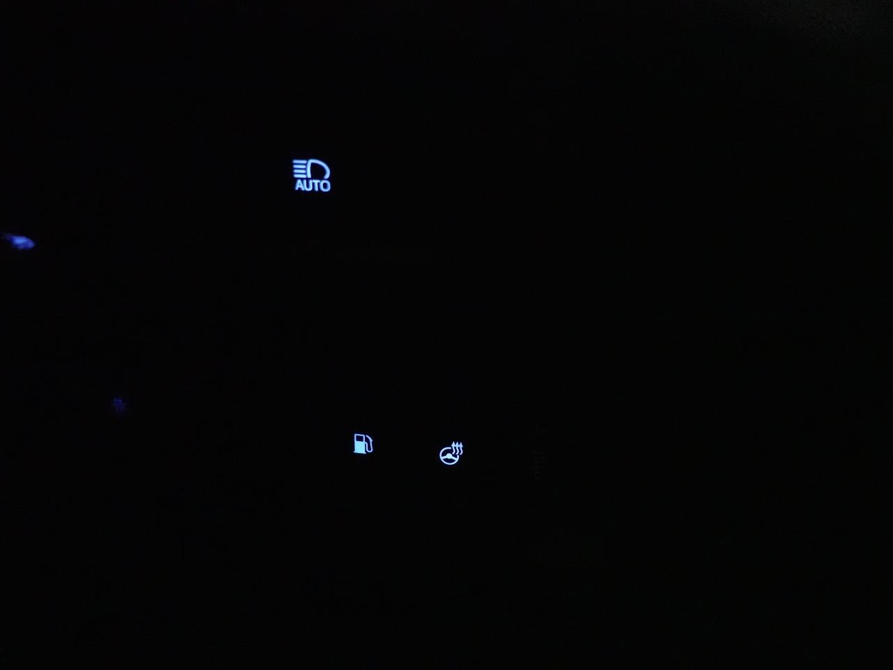 2022 Toyota C-HR XLE PREMIUM | LaneDep | Heated Seats | CarPlay