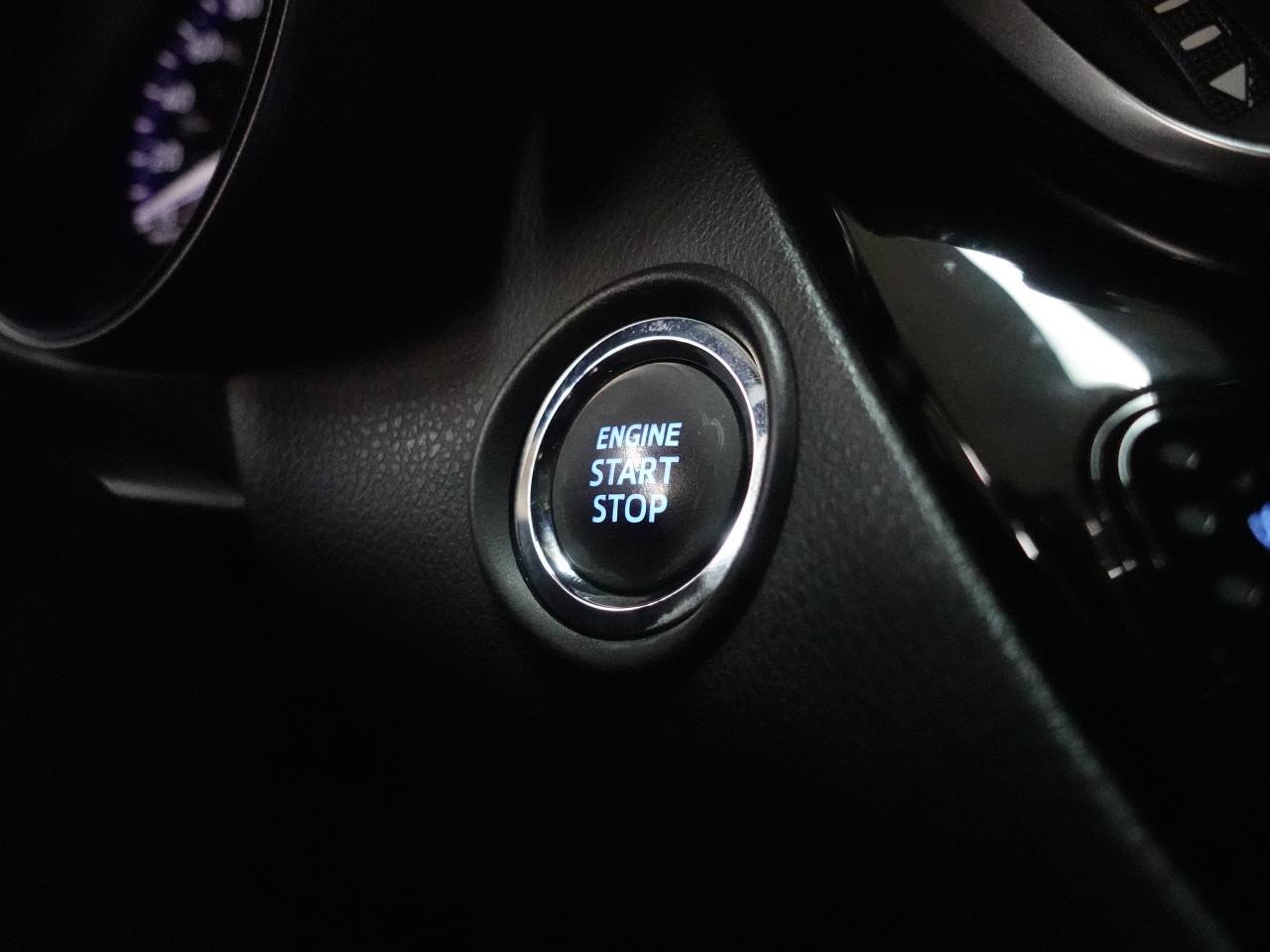 2022 Toyota C-HR XLE PREMIUM | LaneDep | Heated Seats | CarPlay