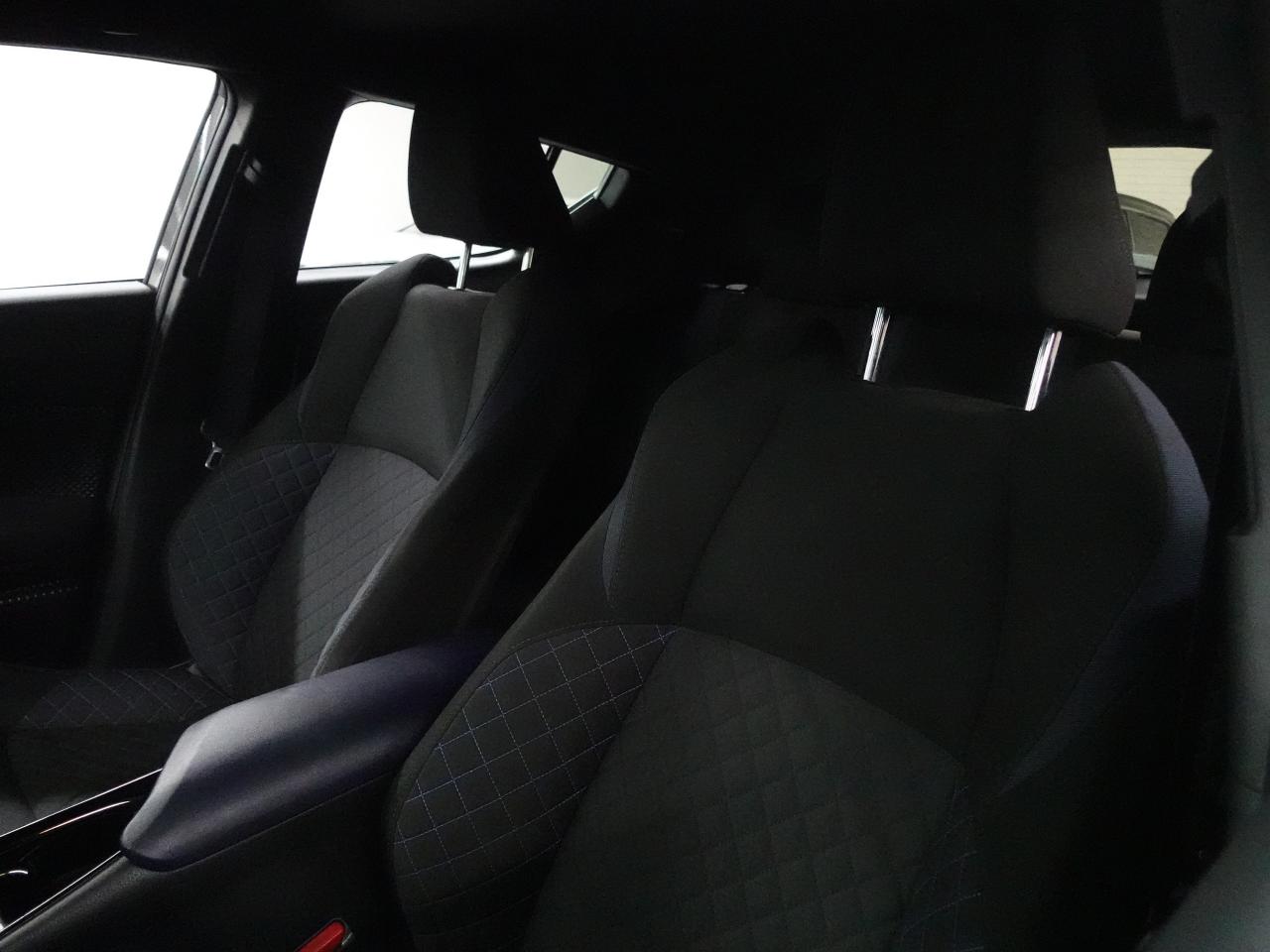 2022 Toyota C-HR XLE PREMIUM | LaneDep | Heated Seats | CarPlay