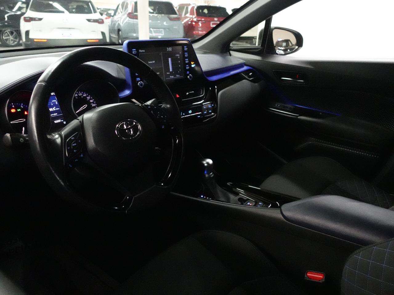 2022 Toyota C-HR XLE PREMIUM | LaneDep | Heated Seats | CarPlay