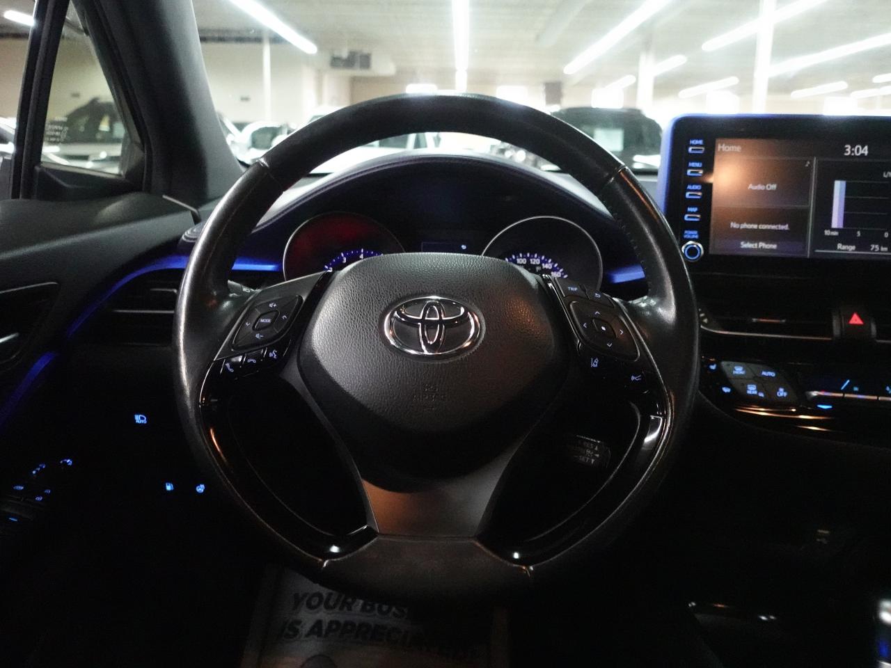 2022 Toyota C-HR XLE PREMIUM | LaneDep | Heated Seats | CarPlay Photo