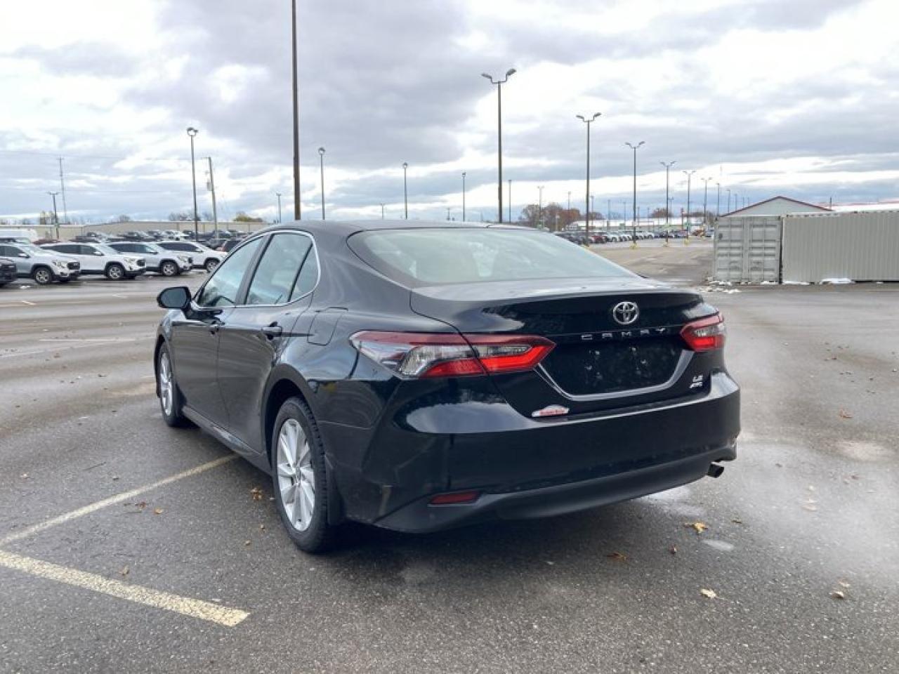 2021 Toyota Camry LE AWD Photo