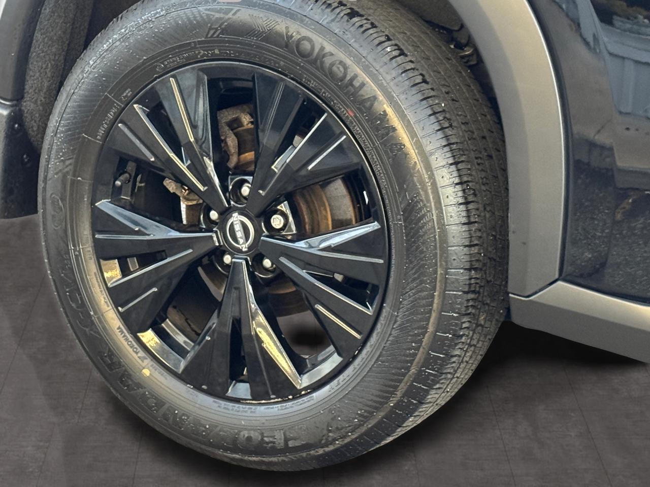 2023 Nissan Rogue SV Premium AWD Midnight Edition+CLEAN CARFAX Photo46