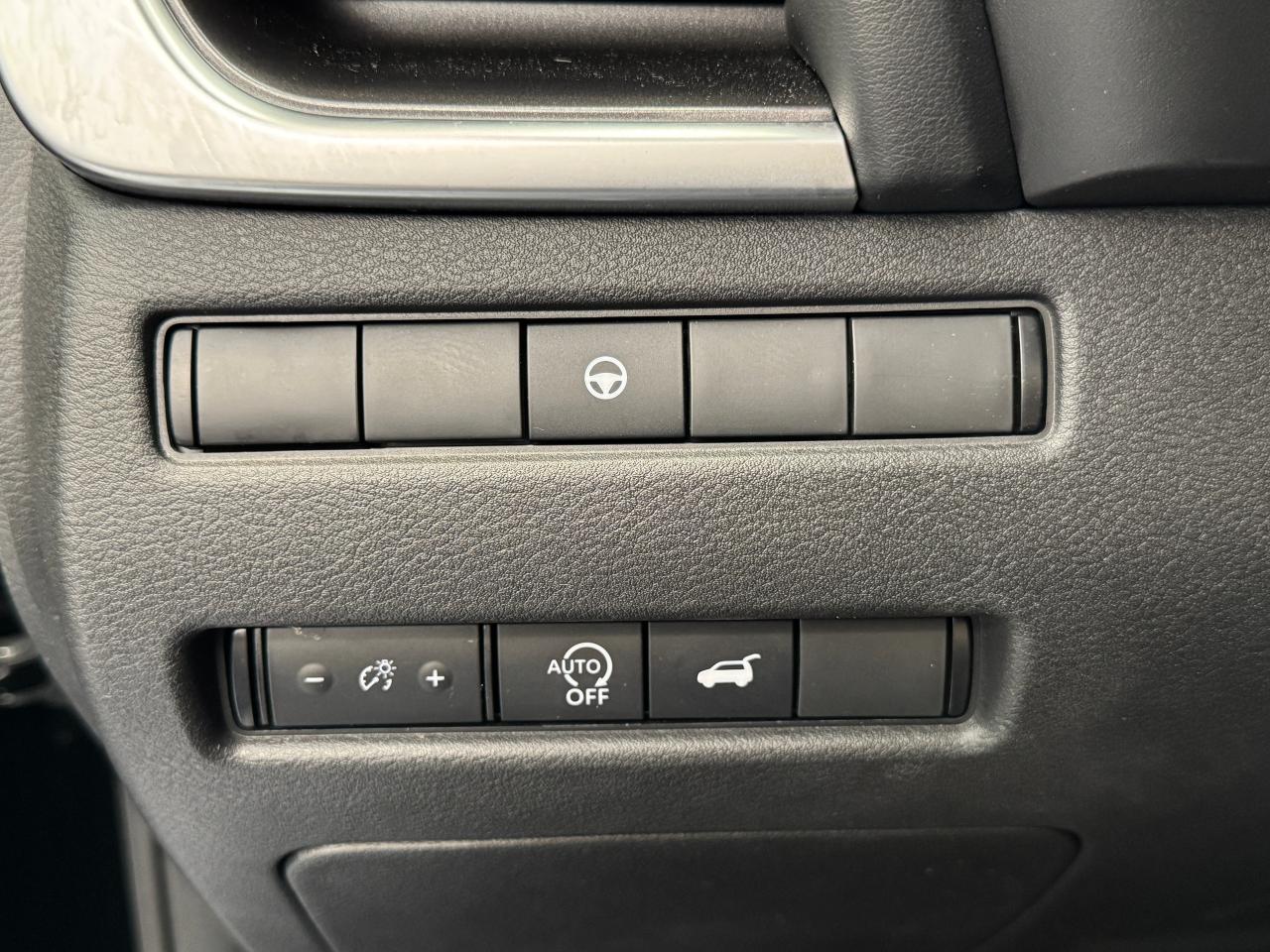 2023 Nissan Rogue SV Premium AWD Midnight Edition+CLEAN CARFAX Photo