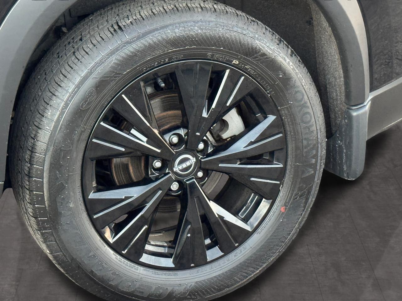 2023 Nissan Rogue SV Premium AWD Midnight Edition+CLEAN CARFAX Photo45