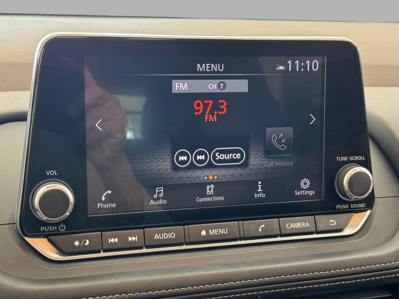 2023 Nissan Rogue SV Premium AWD Midnight Edition+CLEAN CARFAX Photo