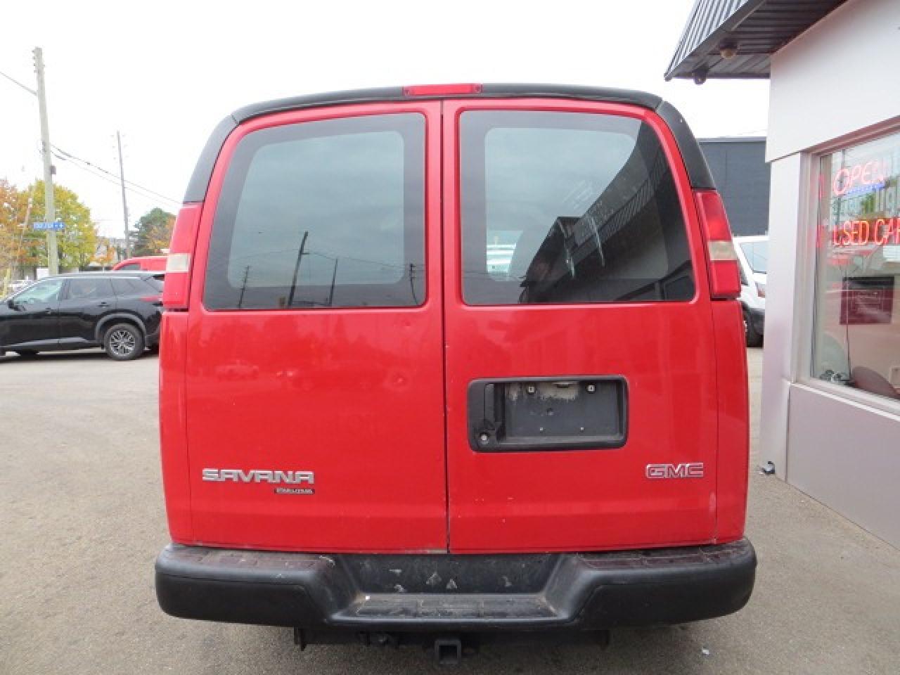 2013 GMC Savana 1500 CERTIFIED, ONLY 42,000KM - Photo #6