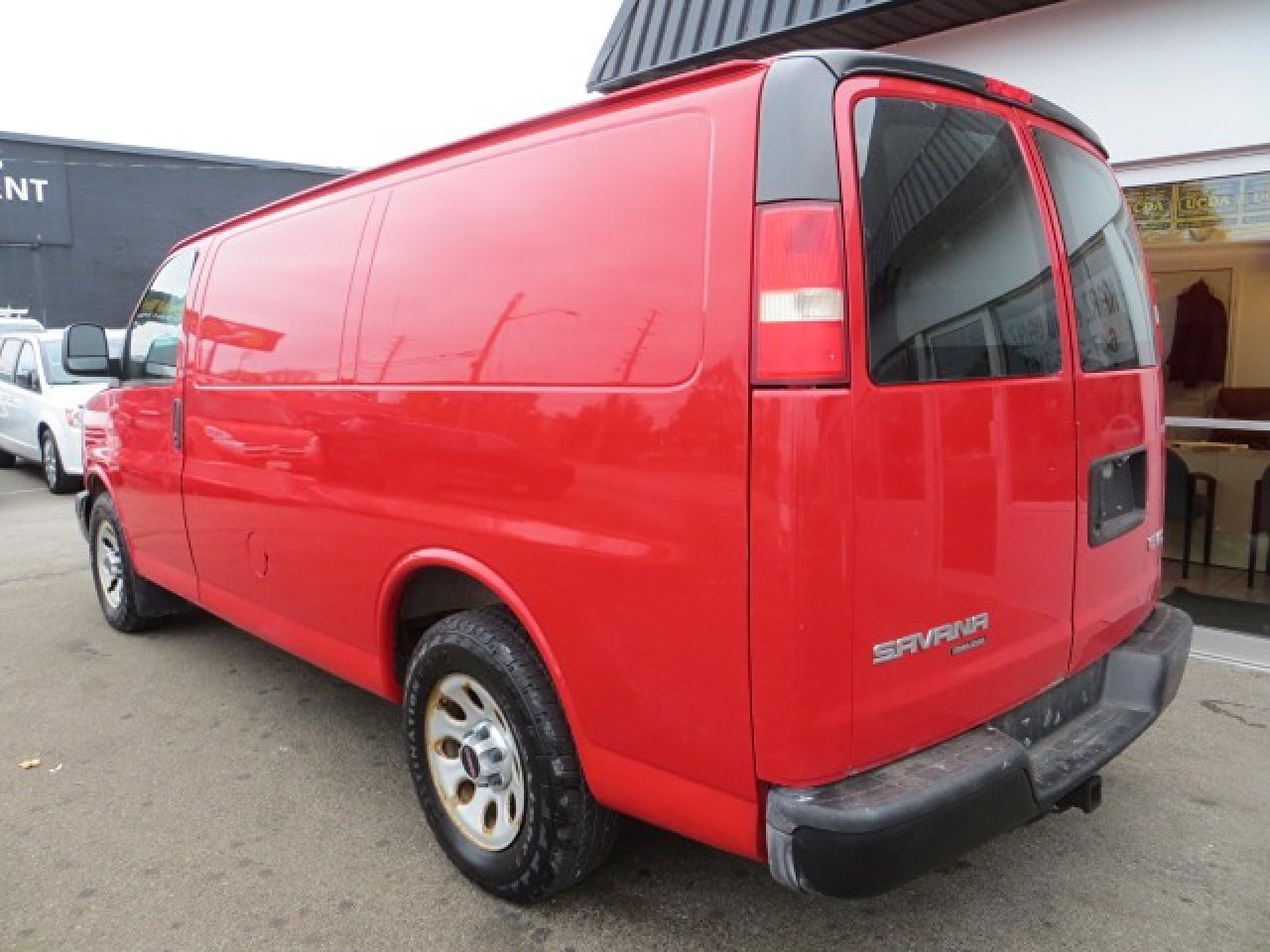 2013 GMC Savana 1500 CERTIFIED, ONLY 42,000KM - Photo #5