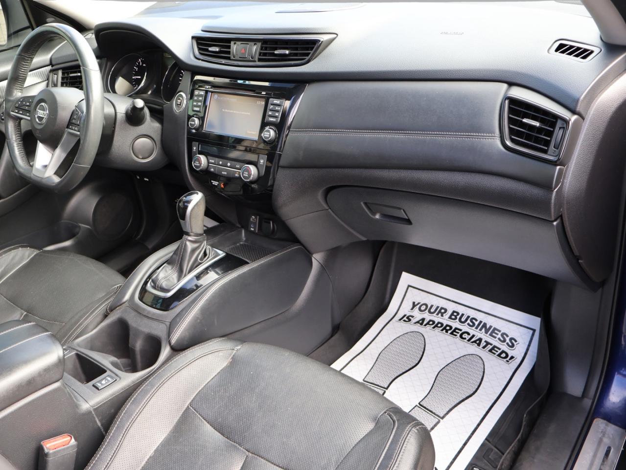 2017 Nissan Rogue SL AWD CERTIFIED *NISSAN MAINTAIN* CAMERA NAV BLUETOOTH LEATHER HEATED SEATS PANO ROOF CRUISE ALLOYS - Photo #12