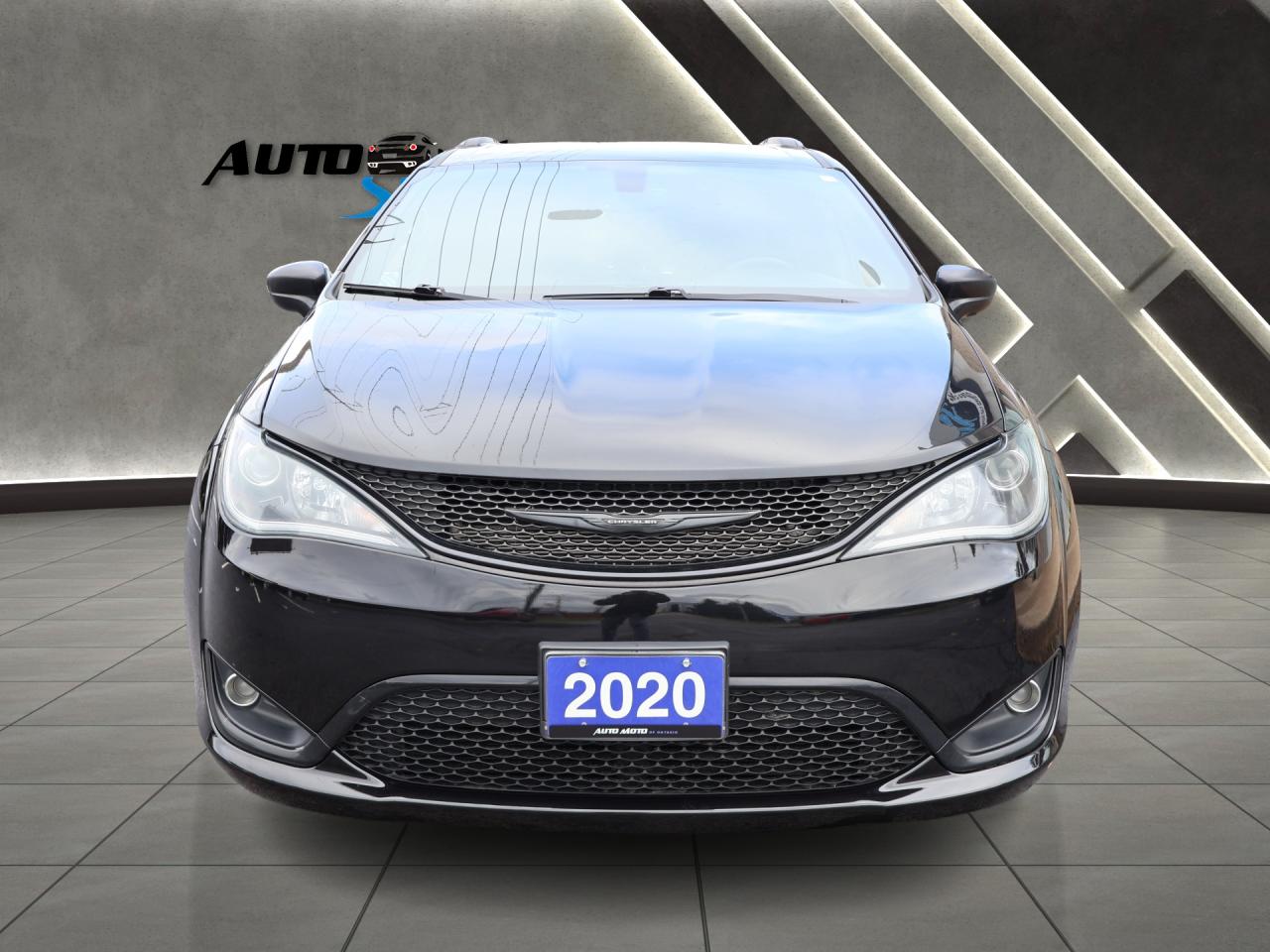 2020 Chrysler Pacifica LAUNCH EDITION-S PKG AWD CERTIFIED *ACCIDENT FREE* NAVI CAMERA HEATED LEATHER P,SENSORS B.SPOT - Photo #2