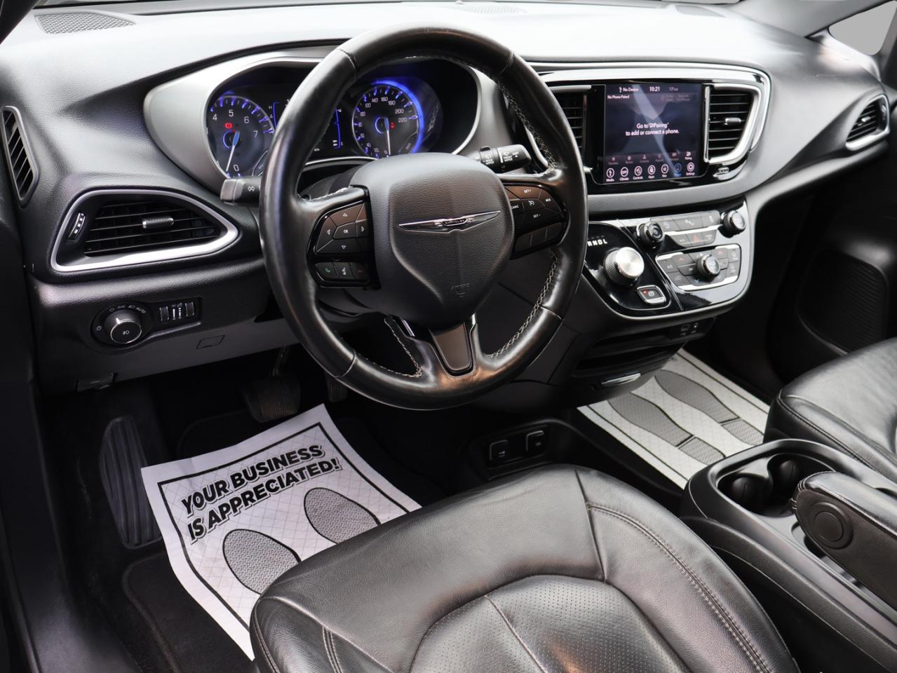 2020 Chrysler Pacifica LAUNCH EDITION-S PKG AWD CERTIFIED *ACCIDENT FREE* NAVI CAMERA HEATED LEATHER P,SENSORS B.SPOT - Photo #8