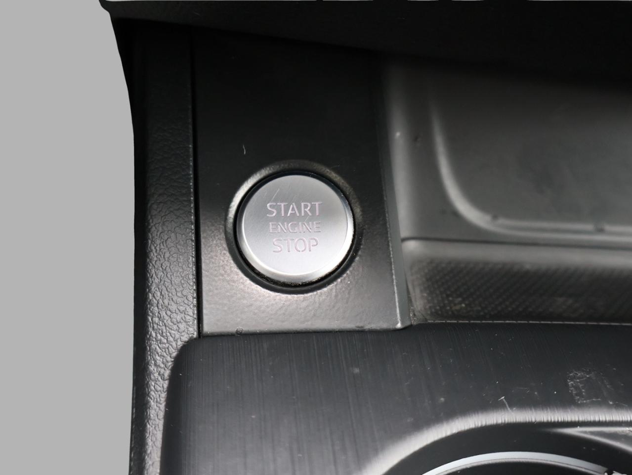 2017 Audi A4 PREMIUM AWD CERTIFIED *ACCIDENT FREE*AUDI MAINTAIN* CAMERA NAV BLUETOOTH LEATHRE HEATED SEATS SUNROOF CRUISE ALLOYS - Photo #25