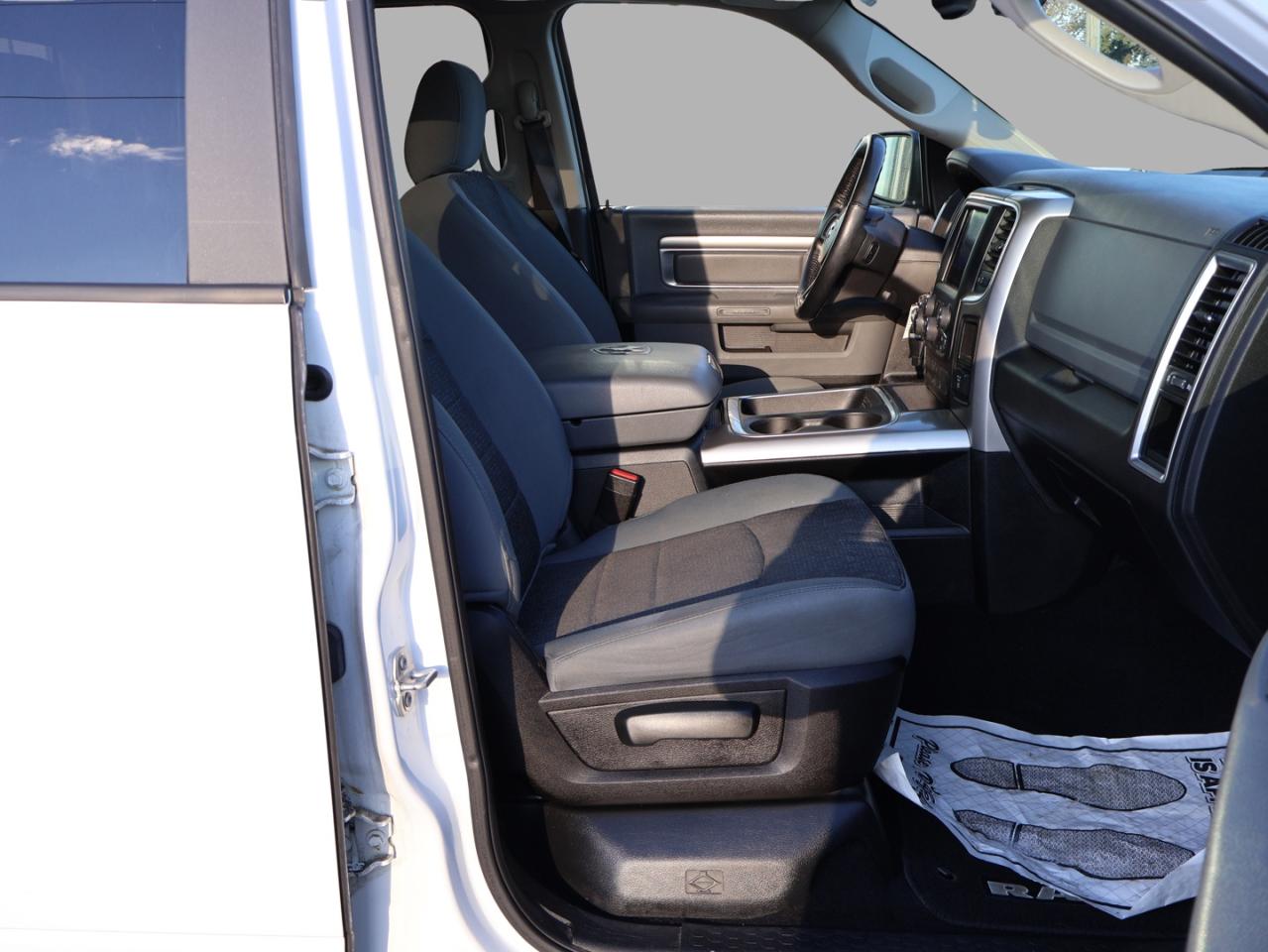 2019 RAM 1500 SLT HEMI CREW 4WD CERTIFIED *1 OWNER*ACCIDENT FREE* NAV BLUETOOTH HEATED SEATS CRUISE ALLOYS - Photo #17