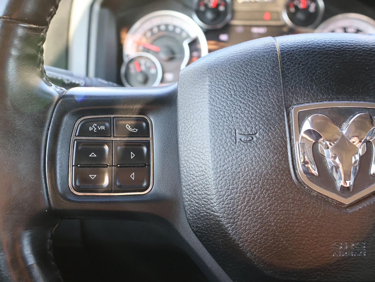 2019 RAM 1500 SLT HEMI CREW 4WD CERTIFIED *1 OWNER*ACCIDENT FREE* NAV BLUETOOTH HEATED SEATS CRUISE ALLOYS - Photo #27