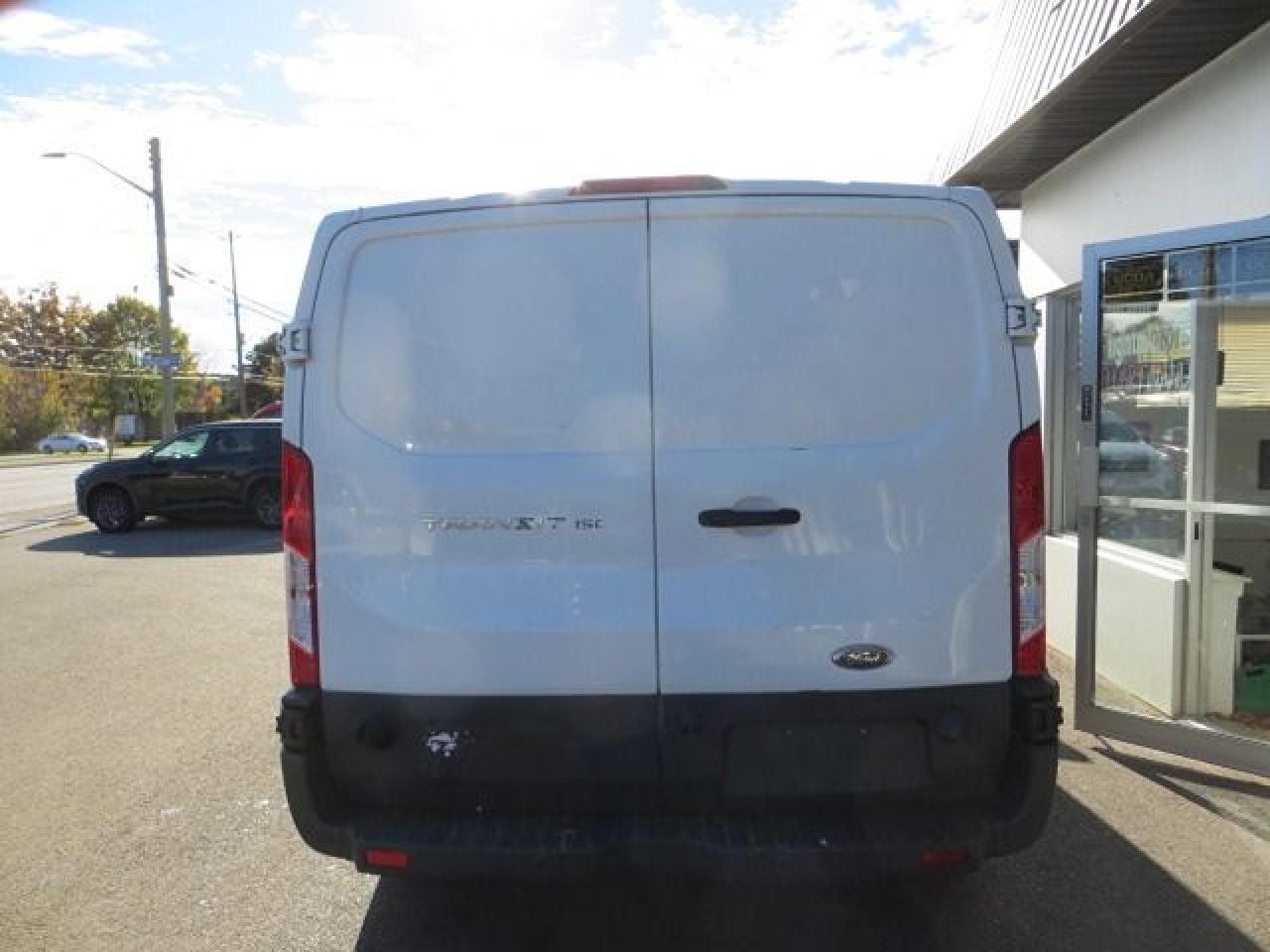 2016 Ford Transit Cargo Van CERTIFIED, 3.7L, EXTENDED, SHELVES, DIVIDER - Photo #7