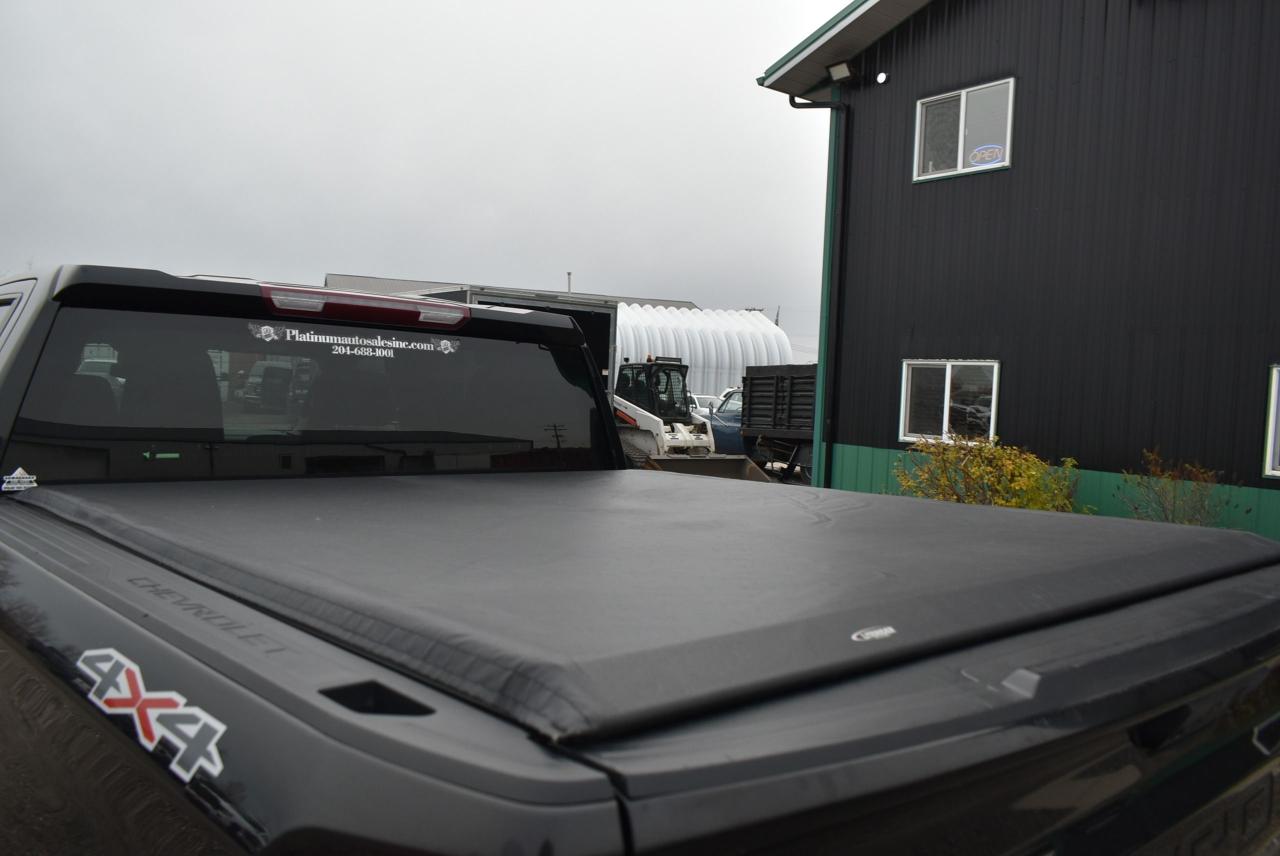 2023 Chevrolet Silverado 1500 RST -  2.7-litre Turbocharged - Photo #13