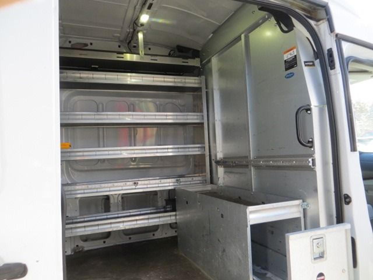 2017 Ford Transit Cargo Van CERTIFIED, 3.7L, HIGH ROOF T-350, 9500GVWR, 148" - Photo #13