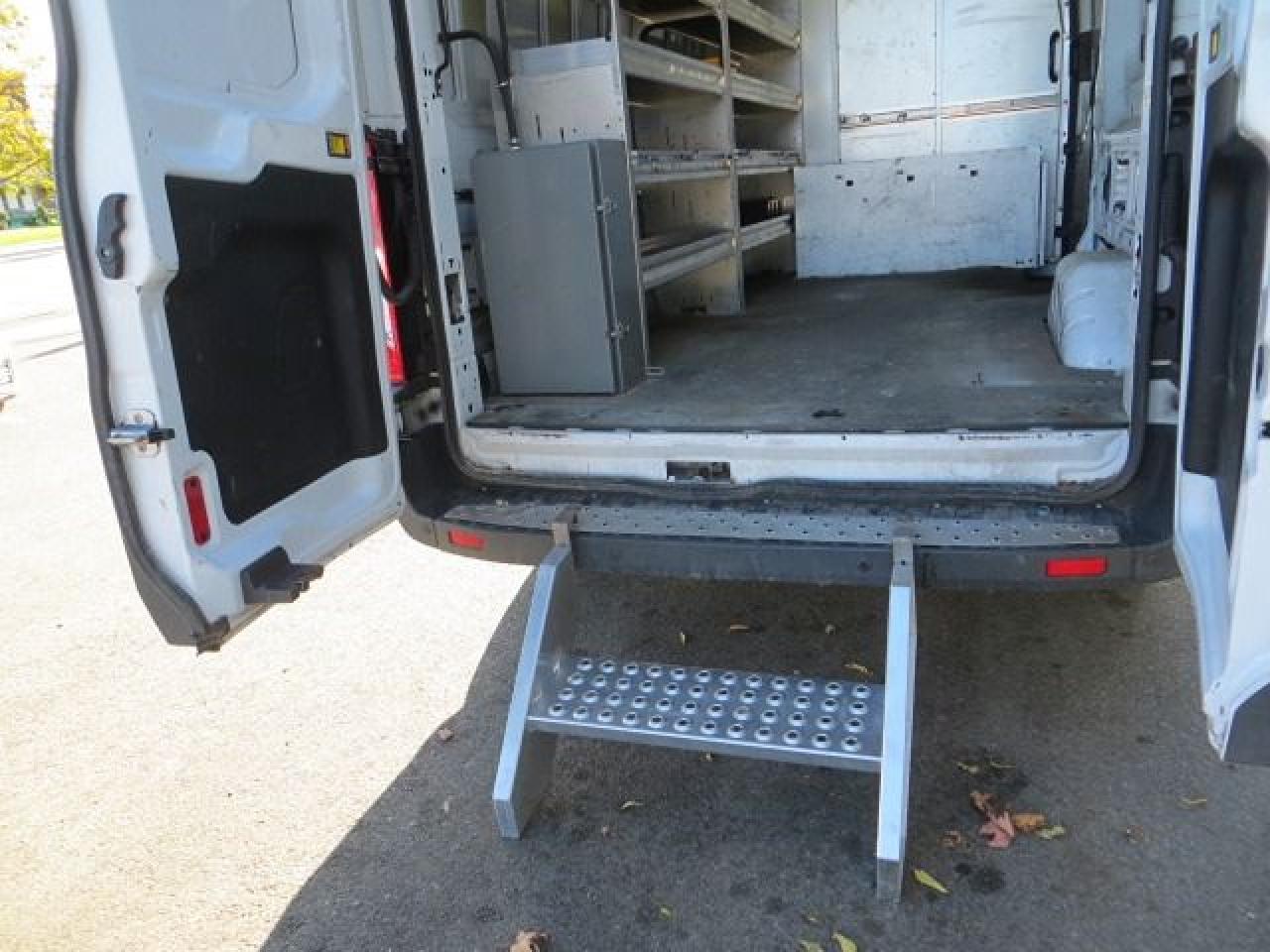 2017 Ford Transit Cargo Van CERTIFIED, 3.7L, HIGH ROOF T-350, 9500GVWR, 148" - Photo #15