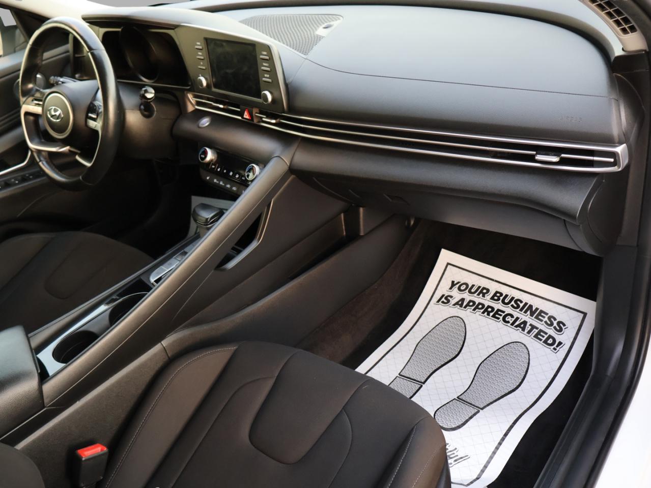 2022 Hyundai Elantra PREFERRED HYBRID CERTIFIED *HYUNDAI MAINTAIN* CAMERA BLUETOOTH HEATED B.SPOT LANE ASSIST SUNROOF CRUISE ALLOYS - Photo #12