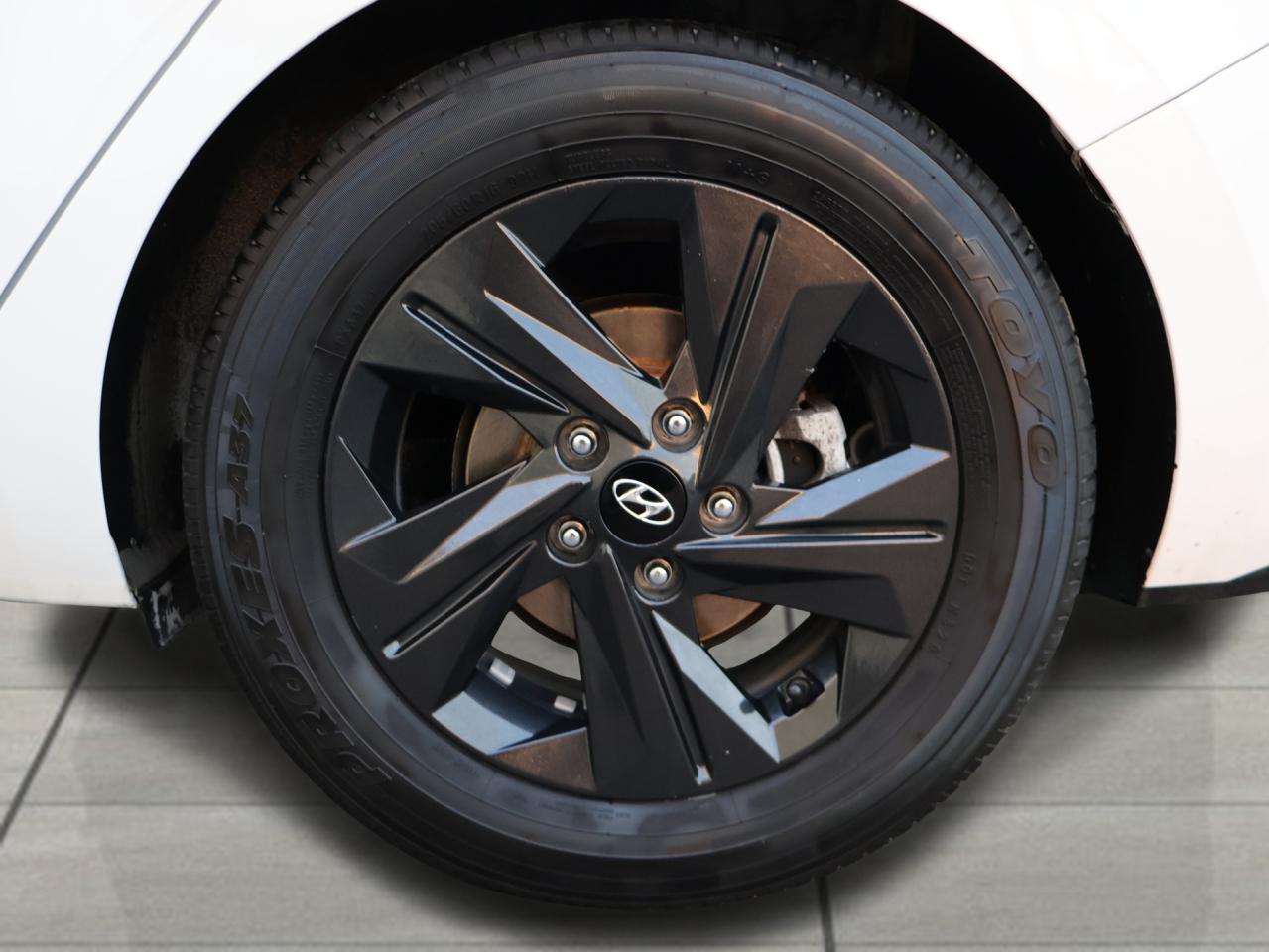 2022 Hyundai Elantra PREFERRED HYBRID CERTIFIED *HYUNDAI MAINTAIN* CAMERA BLUETOOTH HEATED B.SPOT LANE ASSIST SUNROOF CRUISE ALLOYS - Photo #32