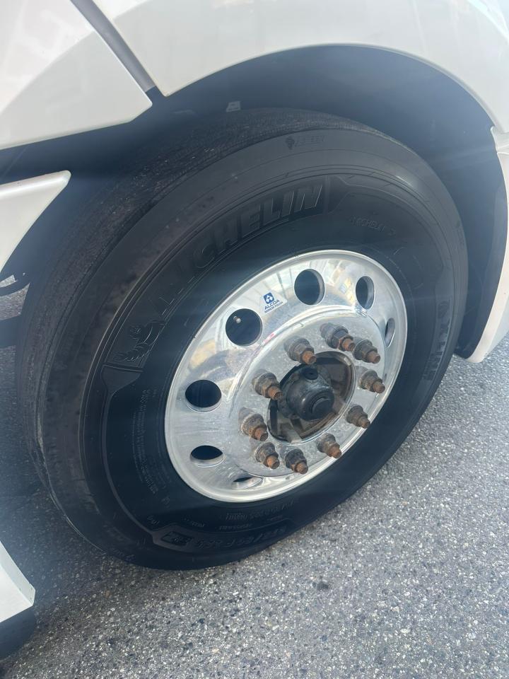 2024 Freightliner CASCADIA  - Photo #14