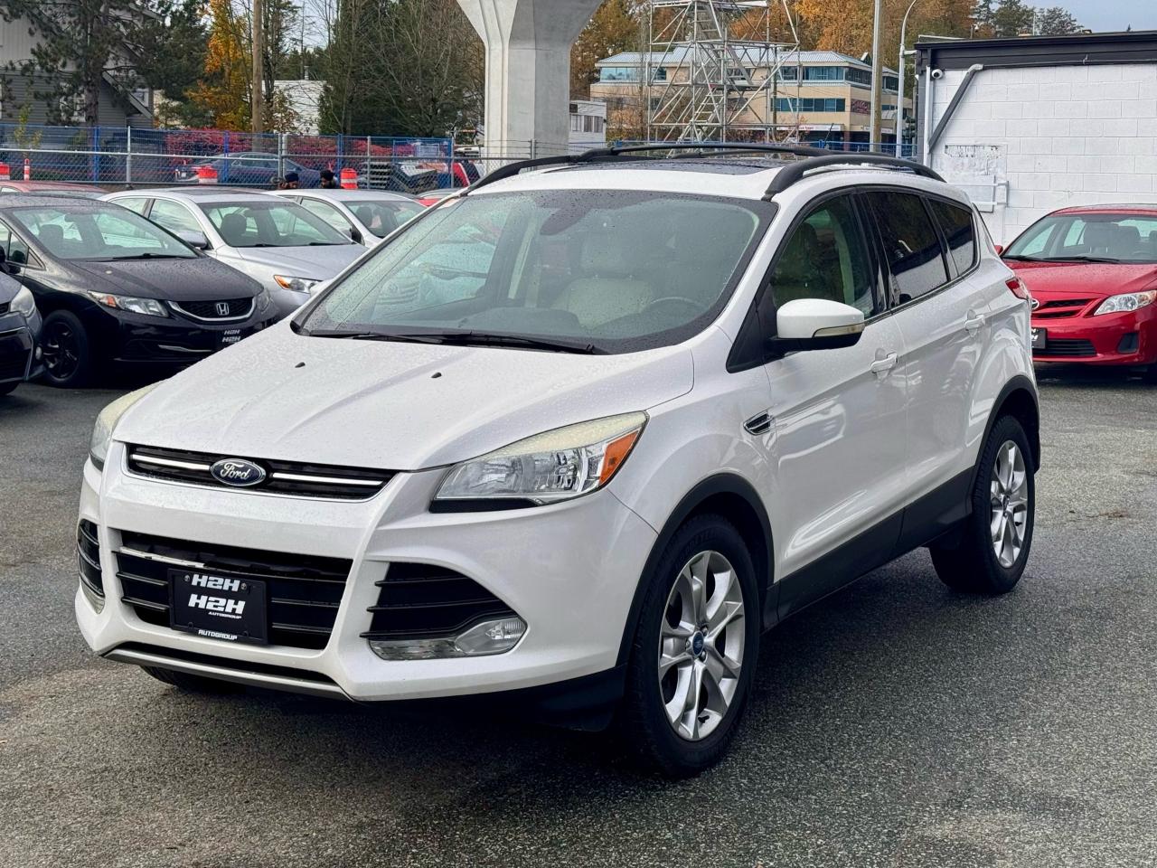 2013 Ford Escape SEL FINANCING AVAILABLE Photo1