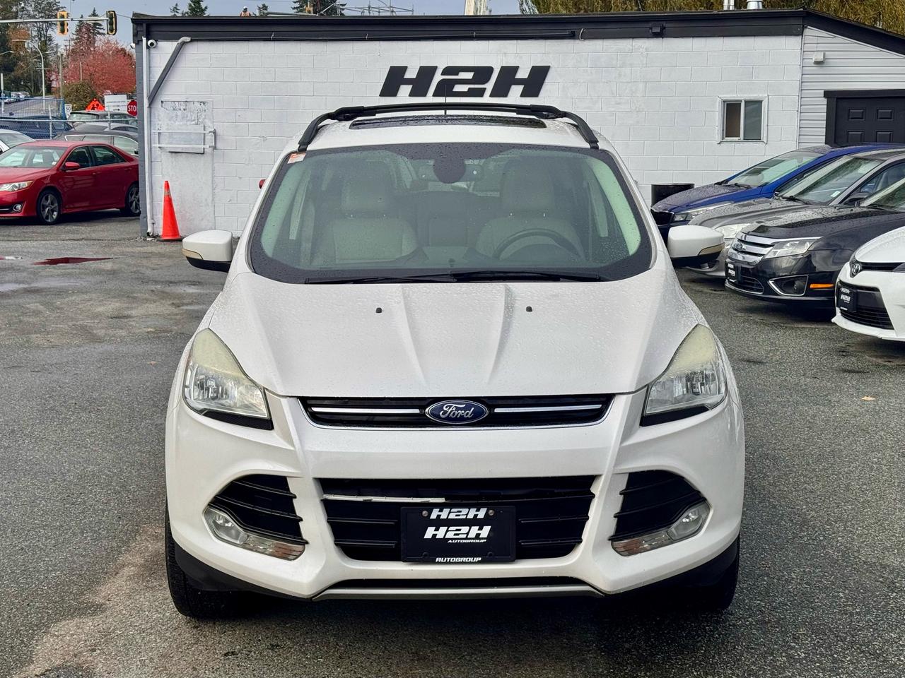 2013 Ford Escape SEL FINANCING AVAILABLE Photo2