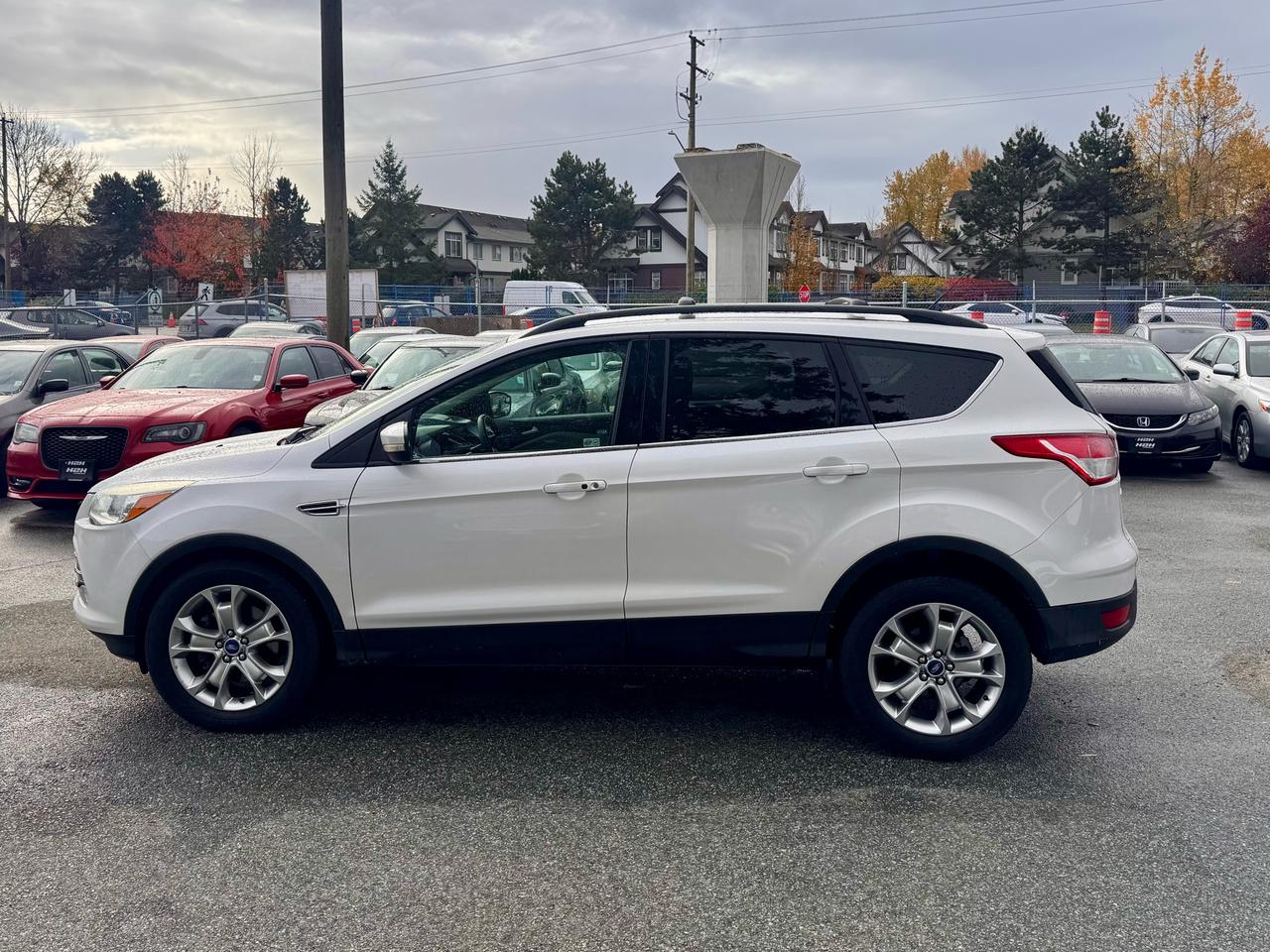 2013 Ford Escape SEL FINANCING AVAILABLE Photo8