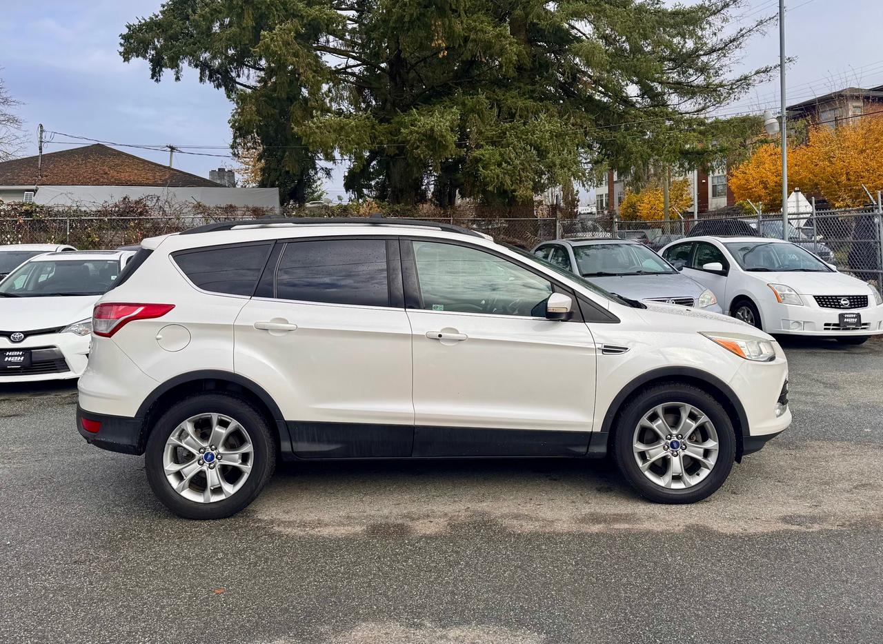 2013 Ford Escape SEL FINANCING AVAILABLE Photo4