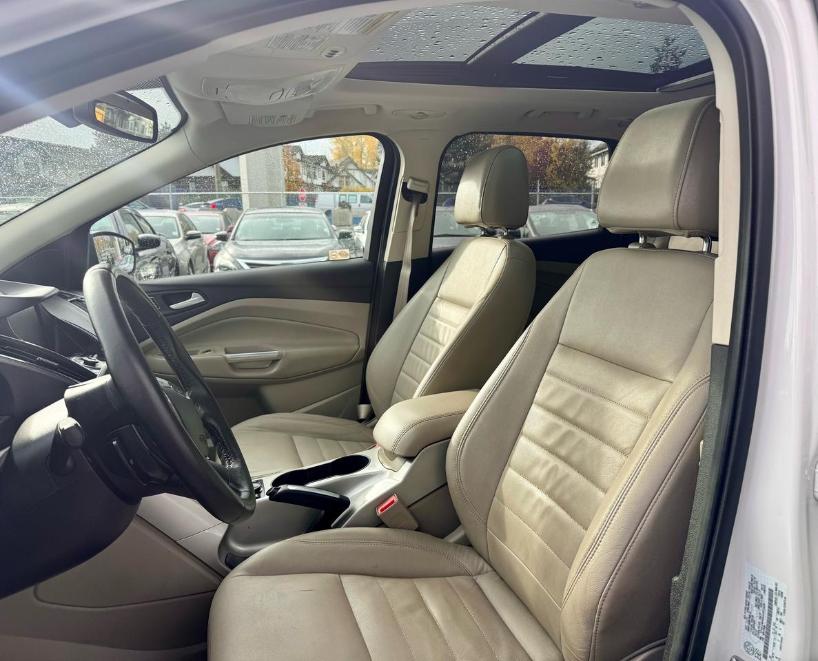 2013 Ford Escape SEL FINANCING AVAILABLE Photo9