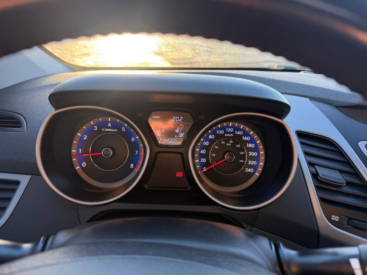 2015 Hyundai Elantra GLS, ALLOYS, MANUAL, 4 CYL, CERTIFIED - Photo #10