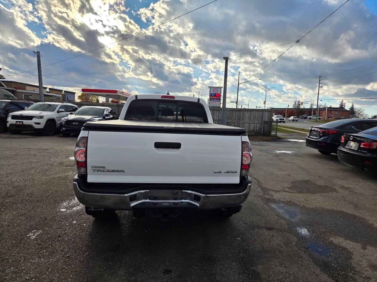2015 Toyota Tacoma CREW CAB, 4X4, V6, ALLOYS, NO ACCIDENT, CERTIFIED Photo3