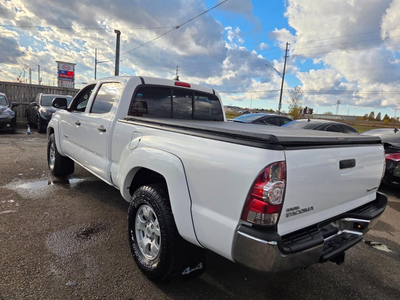 2015 Toyota Tacoma CREW CAB, 4X4, V6, ALLOYS, NO ACCIDENT, CERTIFIED - Photo #3