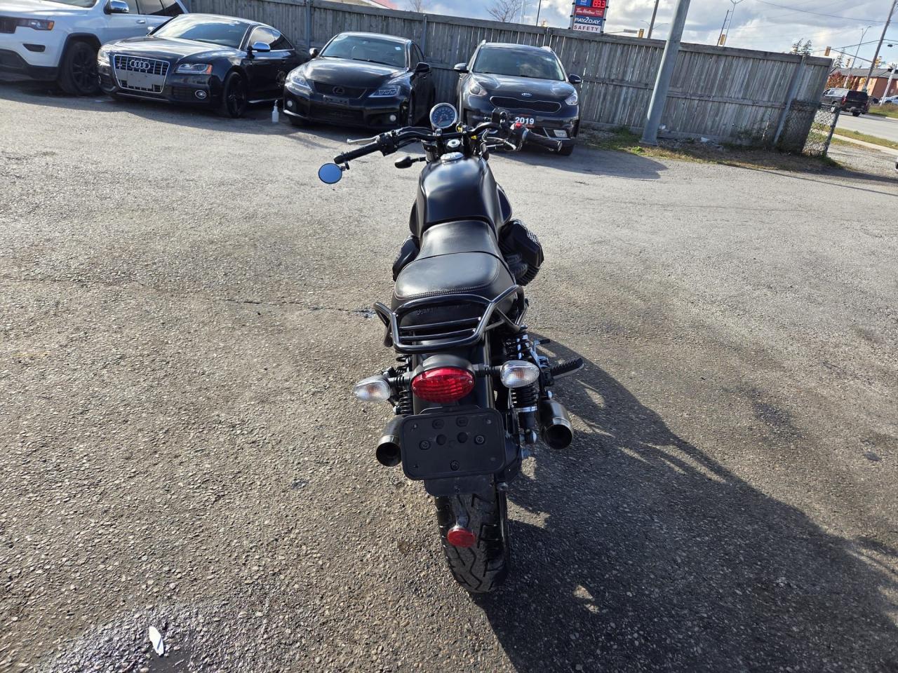 2017 Moto Guzzi V7 III STONE, LIGHT DAMAGE, RUNS WELL, AS IS SPECIAL - Photo #5